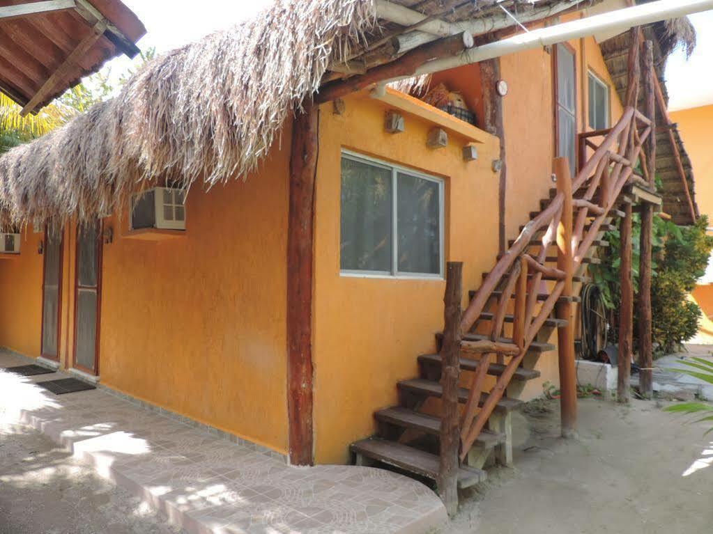 Hotel Golden Paradise Town Isola Holbox Esterno foto